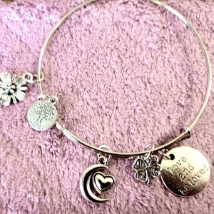 Bangle charm bracelet